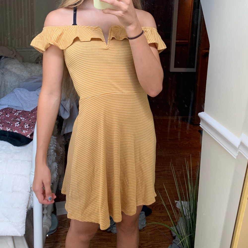 An Aeropostale dress